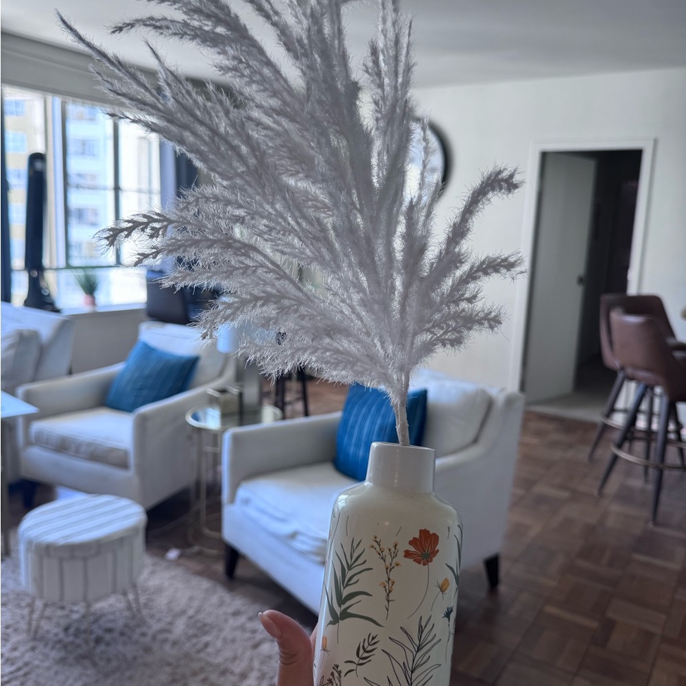 Cream and White Vase Accent with Elegant Design